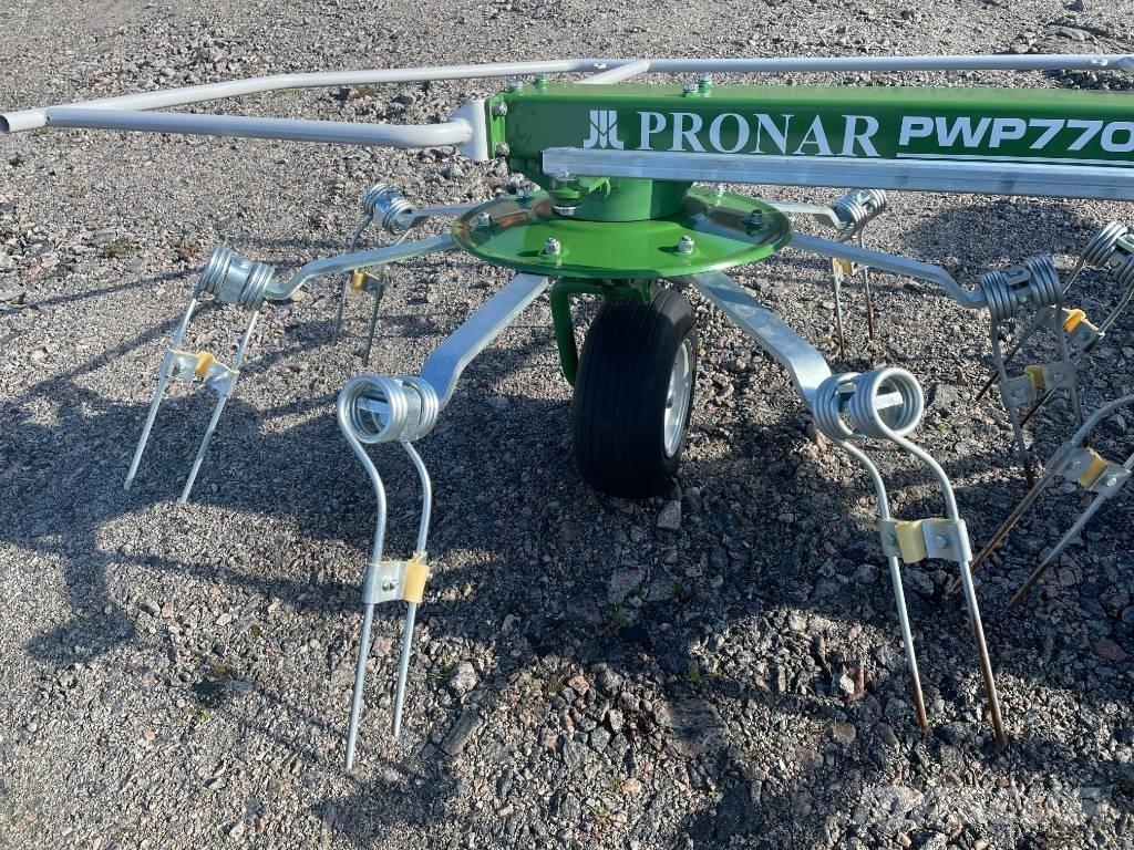 Pronar PWP770C Rakes and tedders