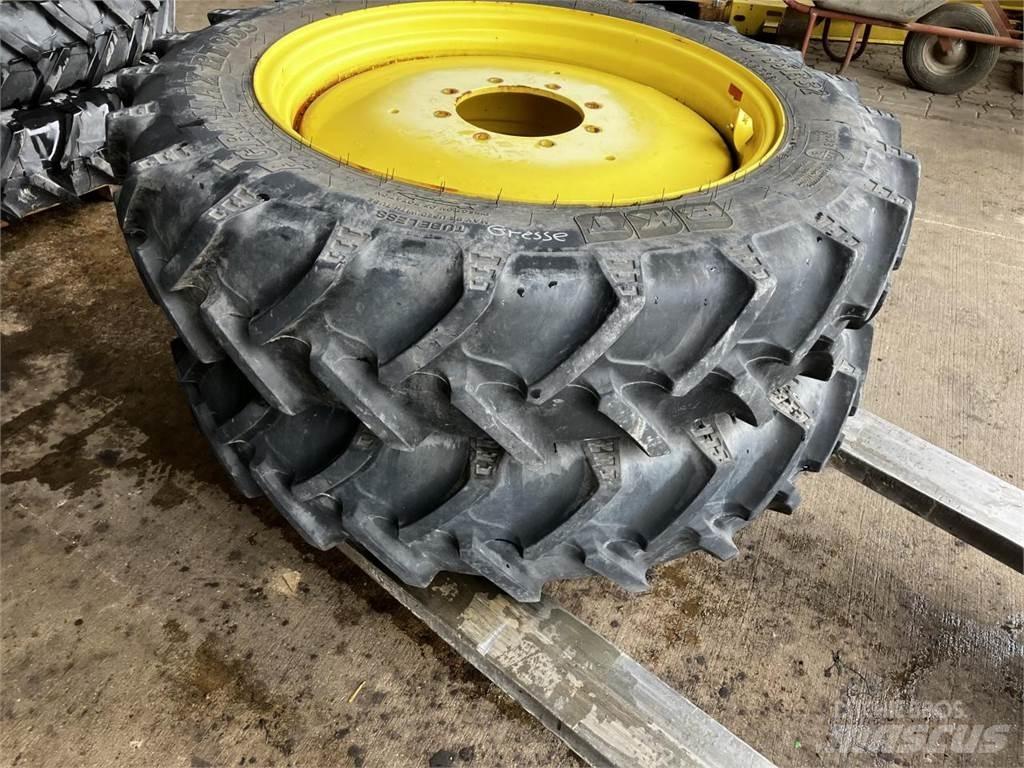 BKT 270/95R32 Tires, wheels and rims