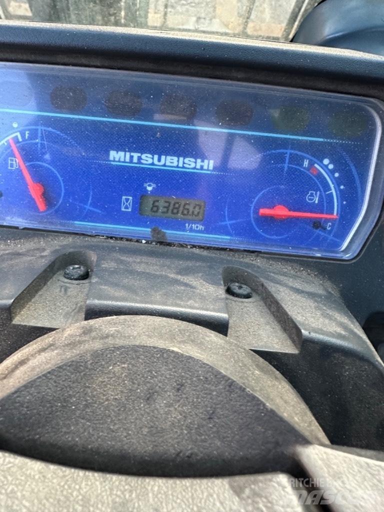 Mitsubishi FD25 Diesel Forklifts