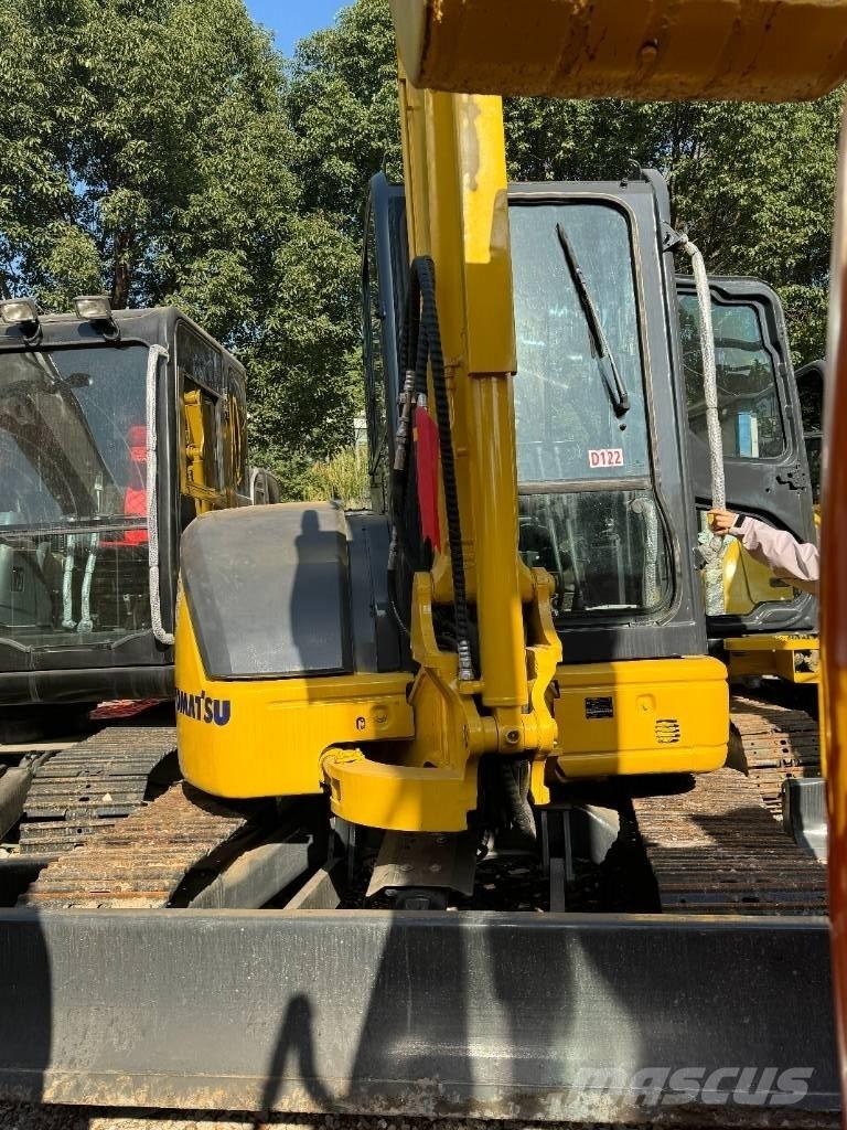 Komatsu PC 40 Crawler Excavators