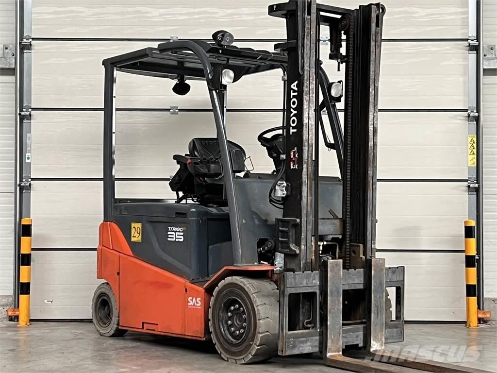 Toyota 8FBMT35 Electric Forklifts
