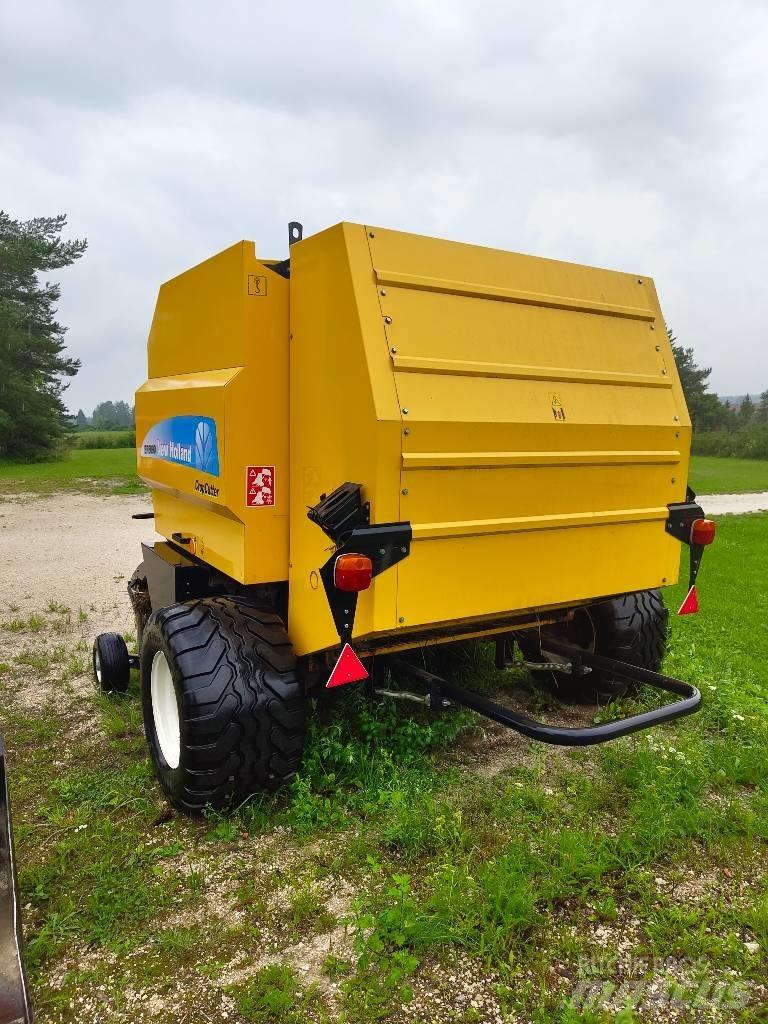 New Holland BR 6090 Round Balers