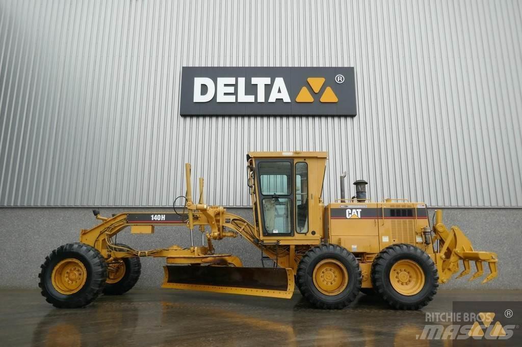 CAT 140H Ex-army Motor Graders