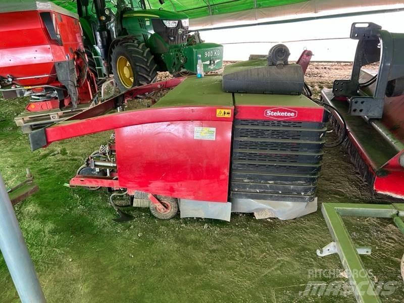 Lemken IC- Weeder Farm Equipment - Others