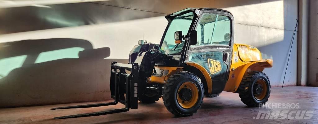 JCB 520-40 Telescopic Handlers