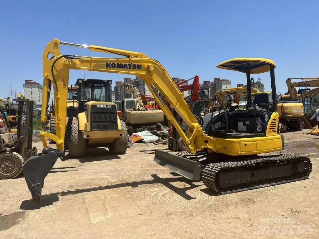 Komatsu PC 40 Mini Excavators <7t (Mini Diggers)