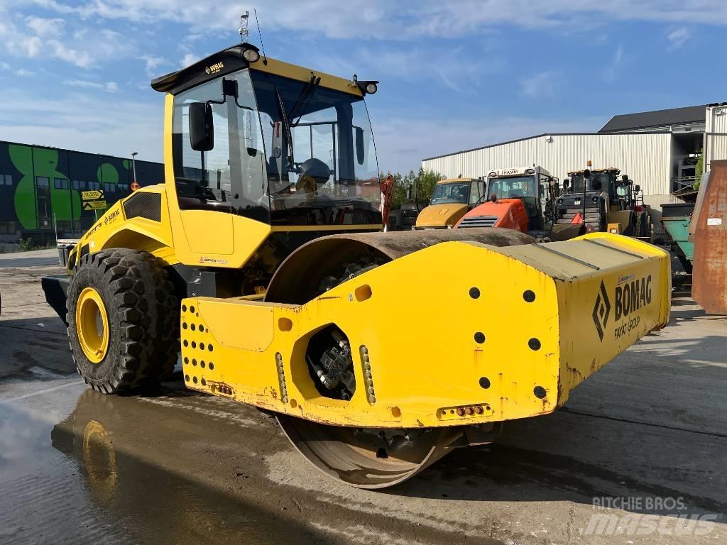 Bomag BW 226 BVC-5 Single drum rollers