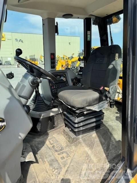 JCB 3CX COMPACT Backhoe Loaders