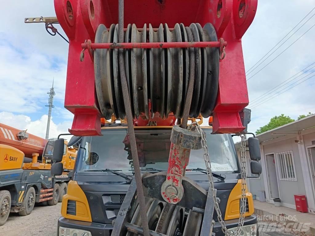 Sany SAC3000T Mobile and all terrain cranes