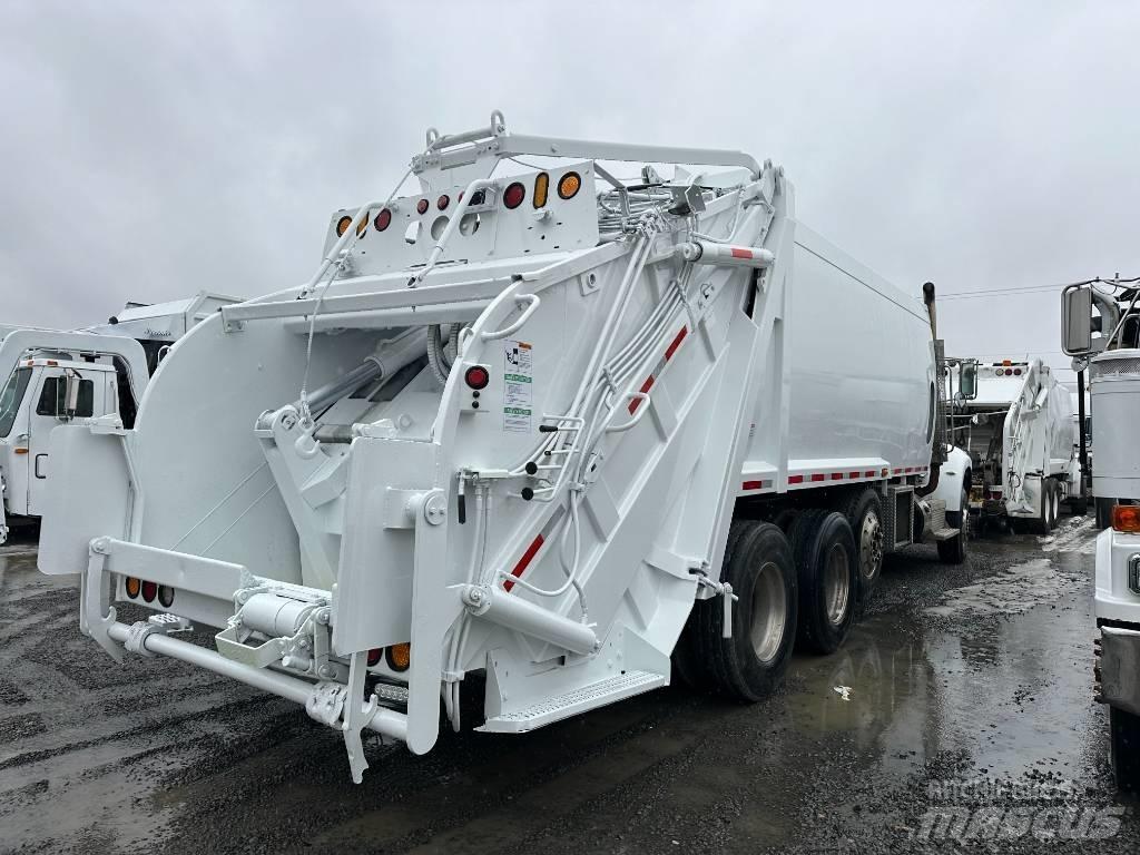 Peterbilt 382 Garbage Trucks / Recycling Trucks