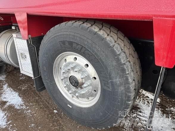 Kenworth T880 Dump Trucks