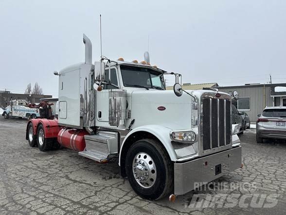 Peterbilt 389 Conventional Trucks / Tractor Trucks