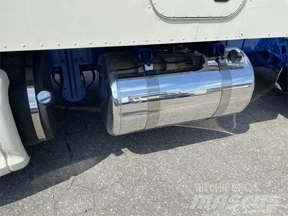 Peterbilt 579 Conventional Trucks / Tractor Trucks