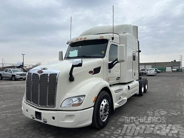 Peterbilt 579 Conventional Trucks / Tractor Trucks