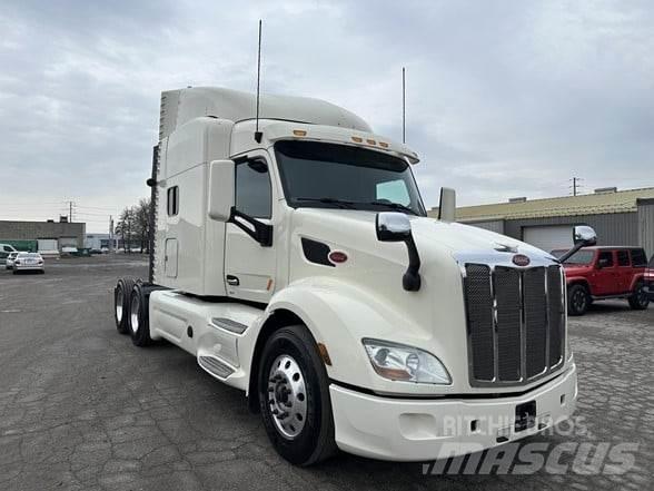Peterbilt 579 Conventional Trucks / Tractor Trucks