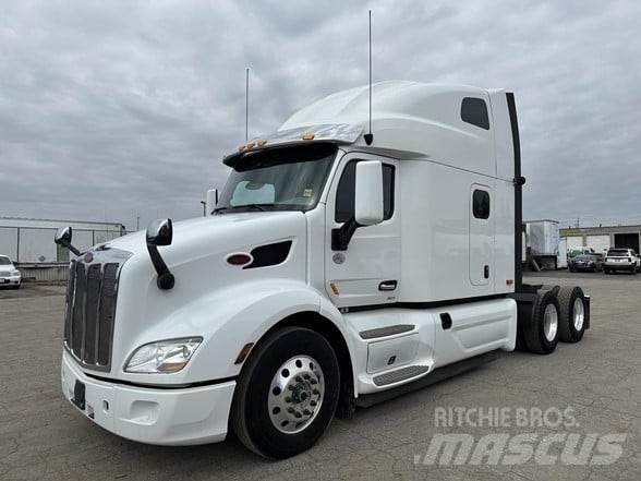 Peterbilt 579 Conventional Trucks / Tractor Trucks