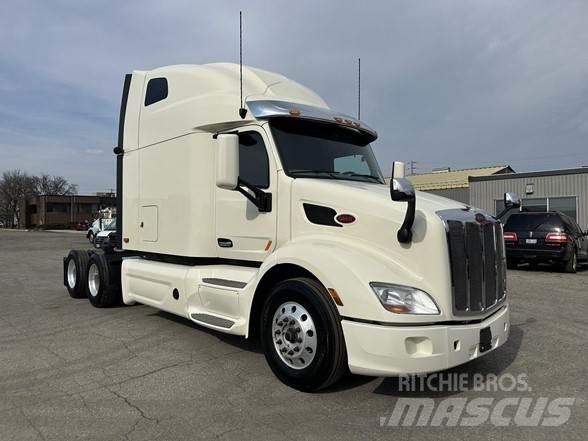 Peterbilt 579 Conventional Trucks / Tractor Trucks