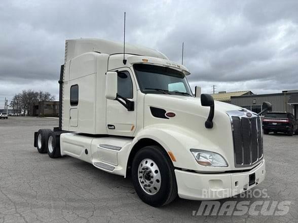 Peterbilt 579 Conventional Trucks / Tractor Trucks