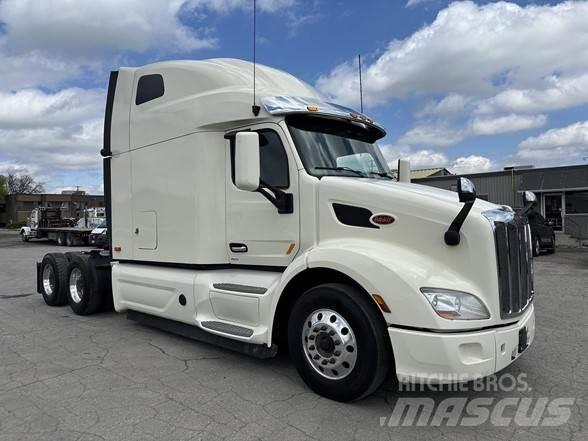 Peterbilt 579 Conventional Trucks / Tractor Trucks
