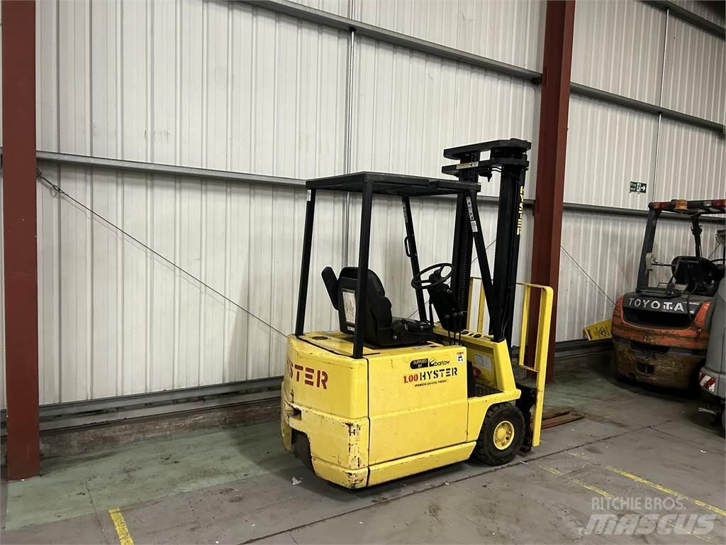 Hyster A1.0XL Electric Forklifts