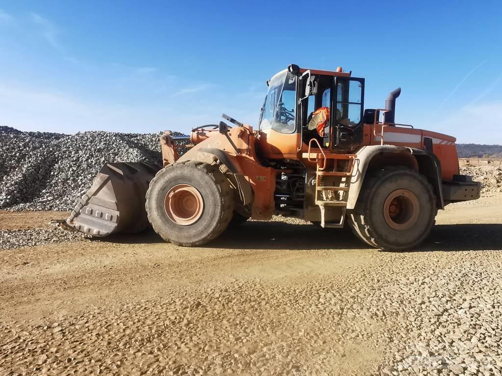 Doosan DL 400 Wheel Loaders