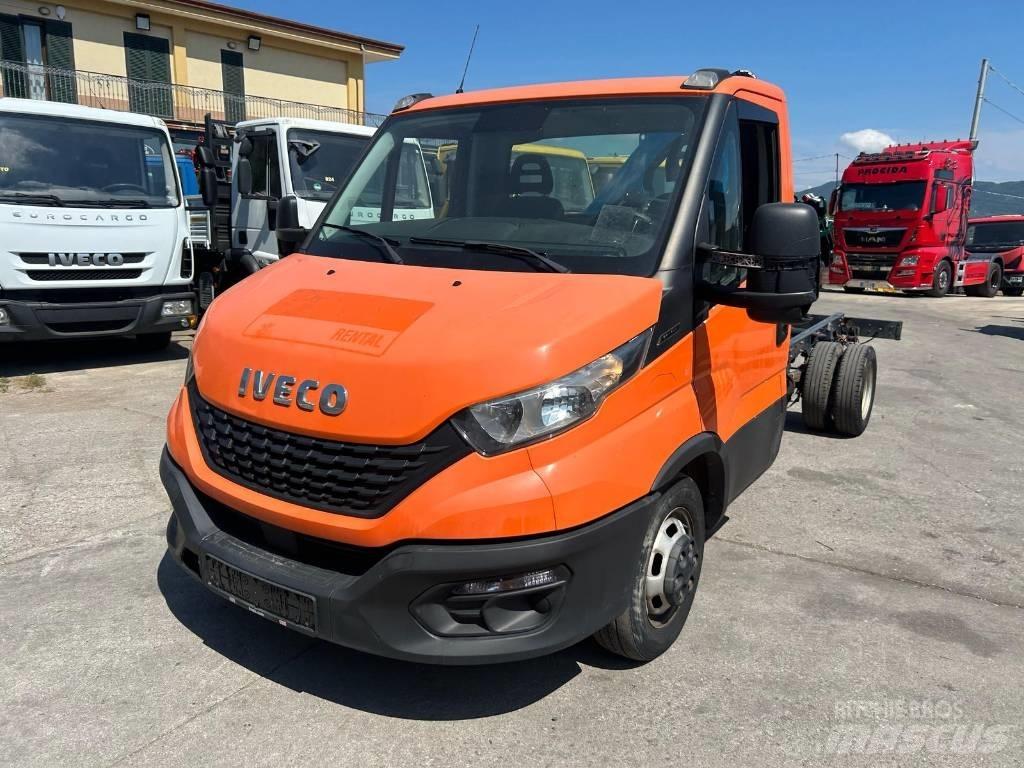 Iveco Daily 35-140 Boom / Crane / Bucket Trucks