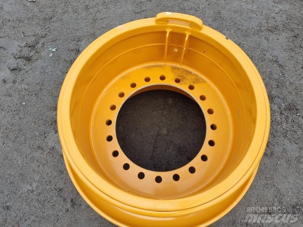 CASE 921 E rims Tires, wheels and rims