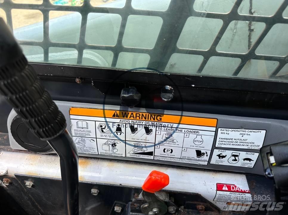 Bobcat 864 Skid Steer Loaders
