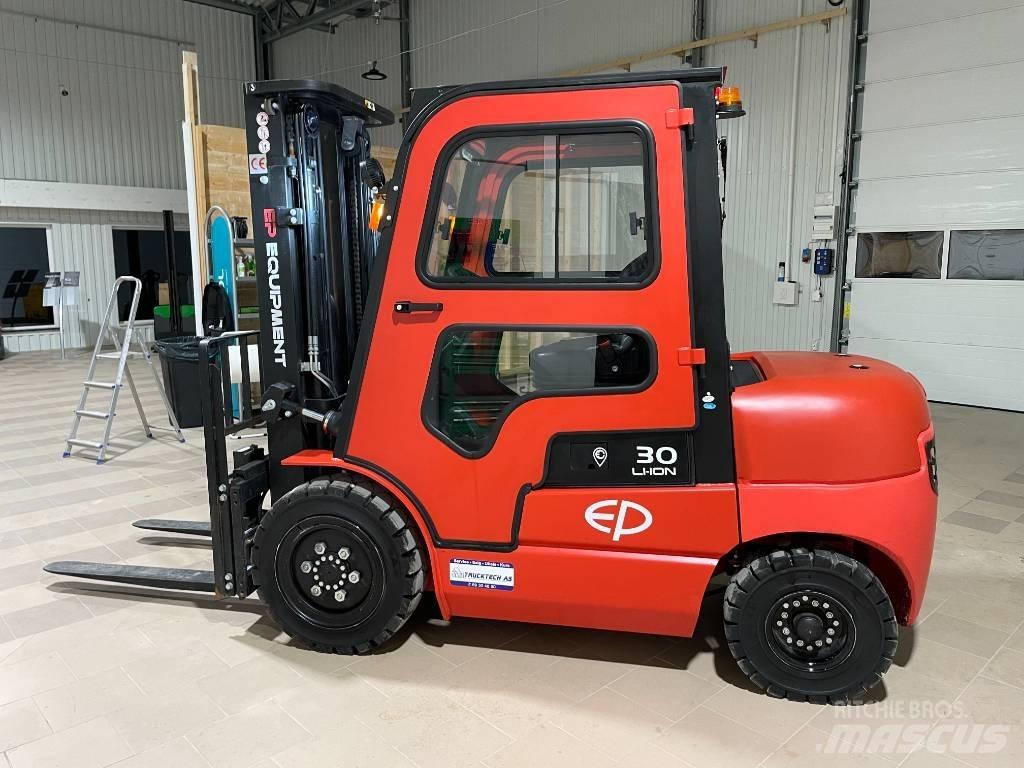 EP EFL302 Electric Forklifts