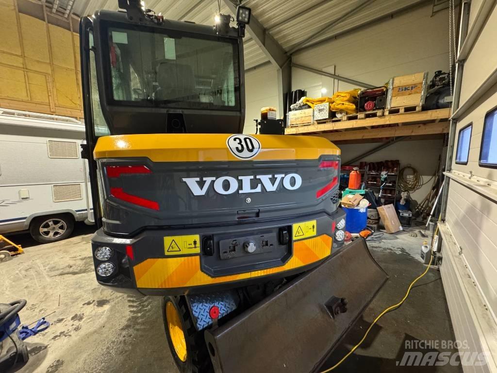 Volvo EW 60 Wheeled Excavators