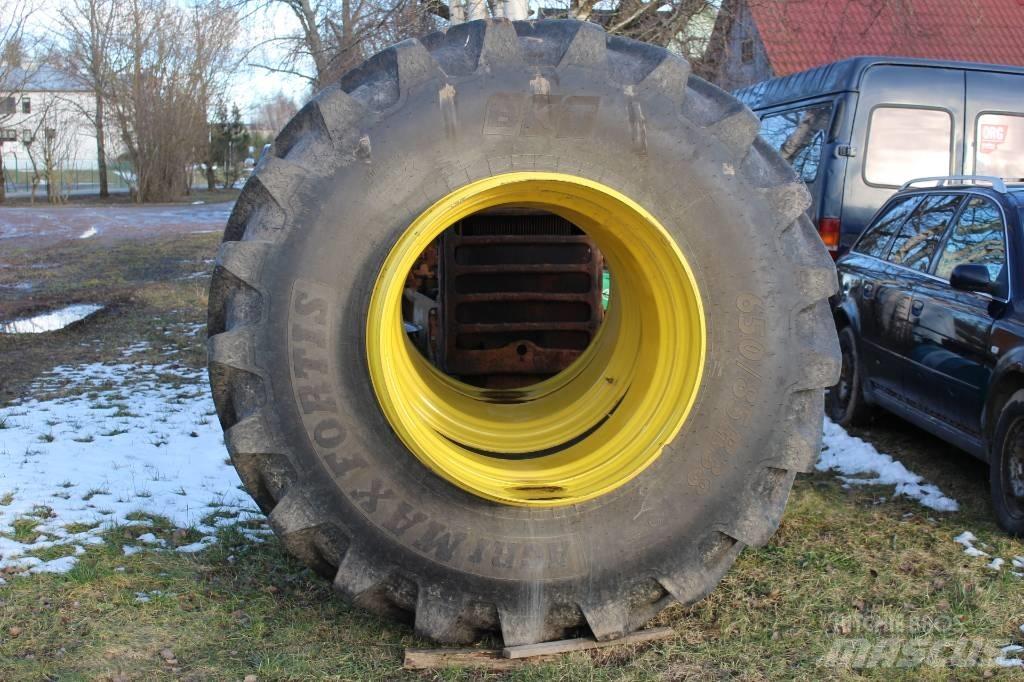 BKT Agrimaxfortis Tires, wheels and rims