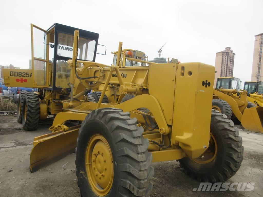 Komatsu GD 623 Motor Graders