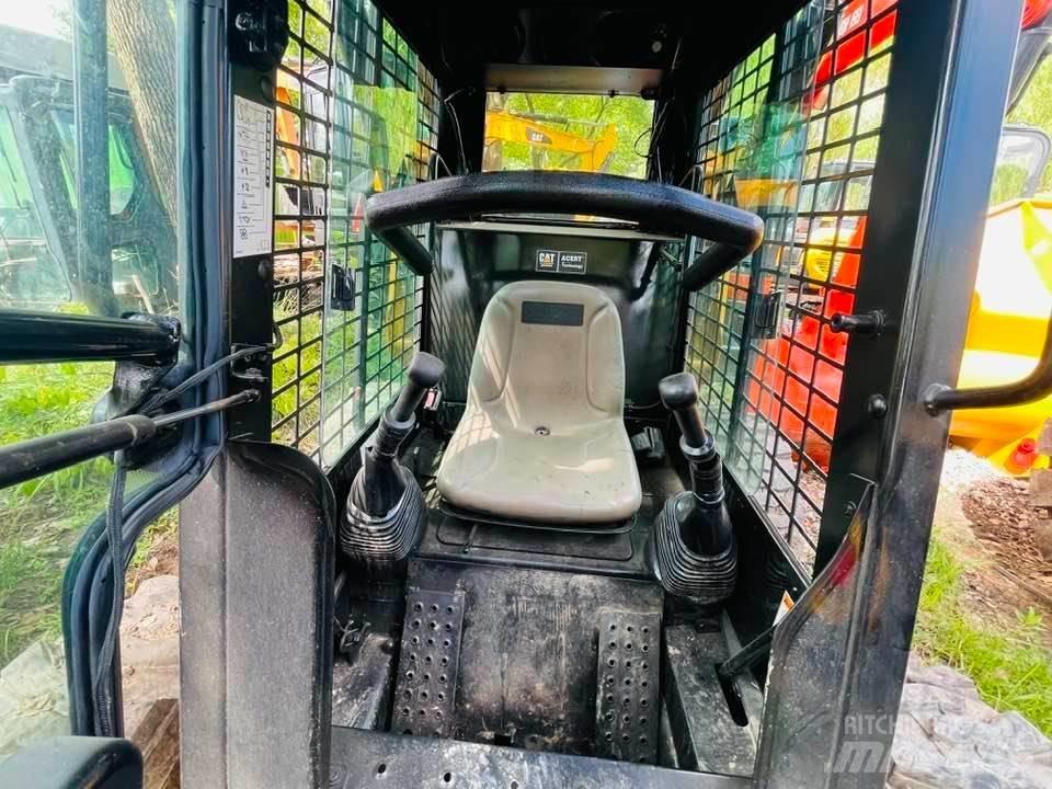 CAT 246B Mini Loader