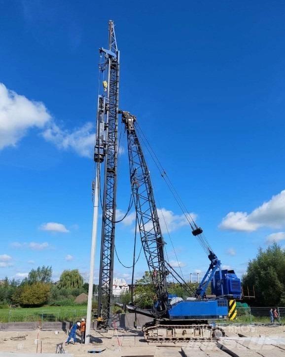 Hitachi KH300-3 PD Crawler Cranes