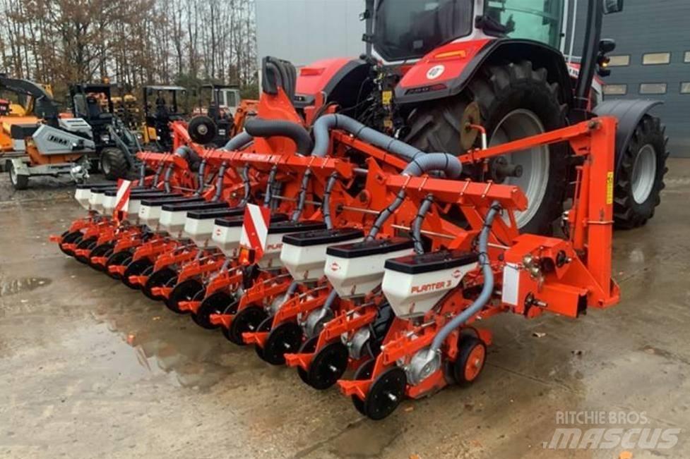 Kuhn Planter 3 Precision Sowing Machines