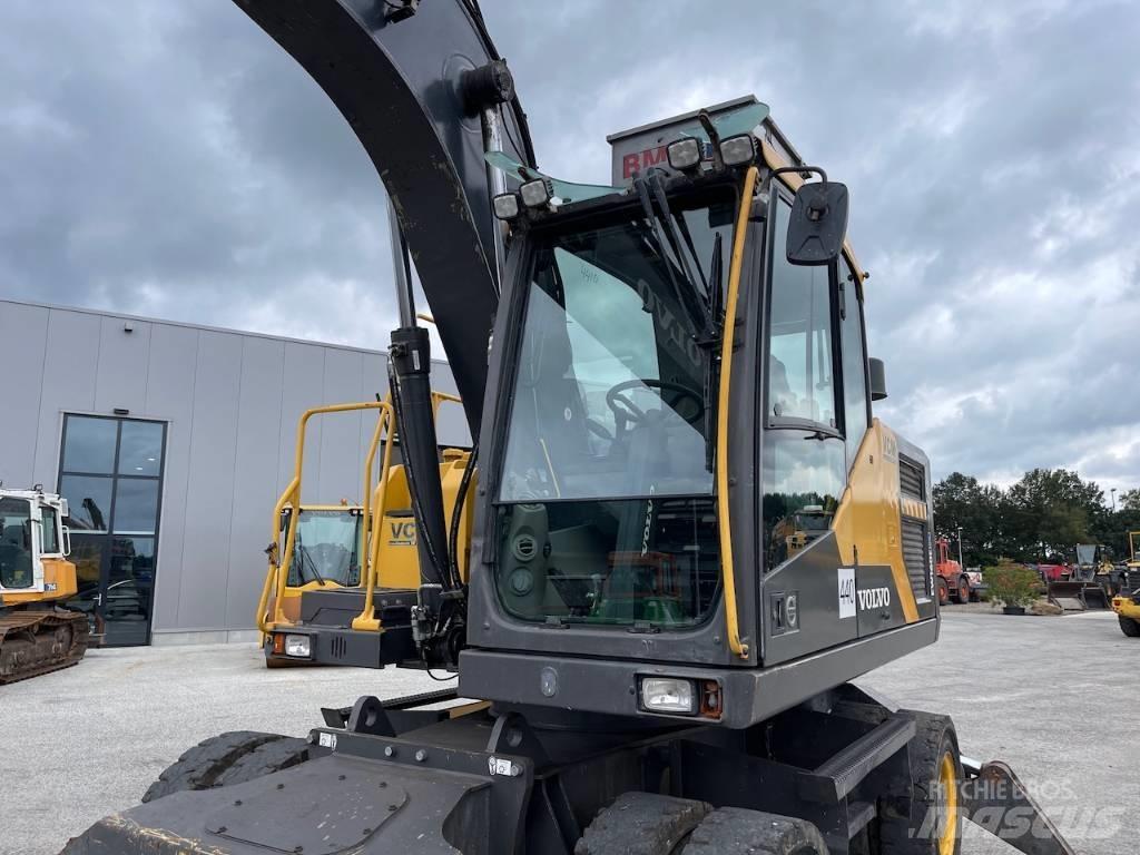 Volvo EW 160 E Wheeled Excavators