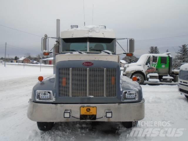 Peterbilt 330 Tow Trucks / Wreckers