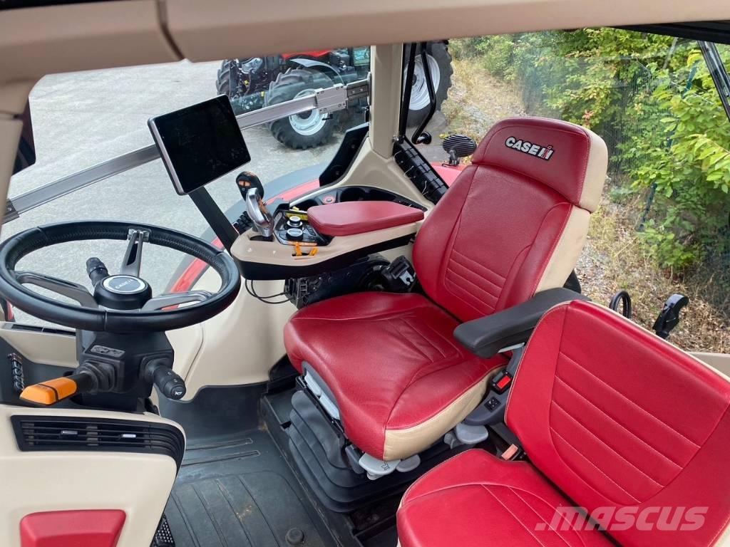 Case IH OPTUM 300 Tractors