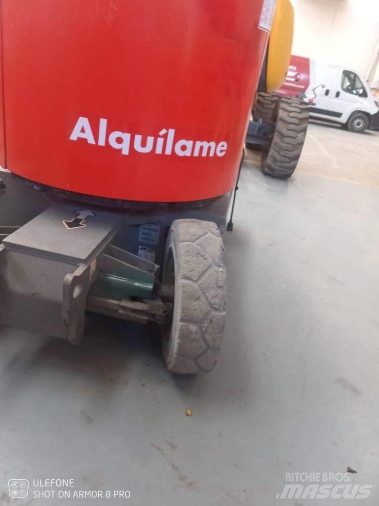 JLG E 300 AJP Articulated boom lifts