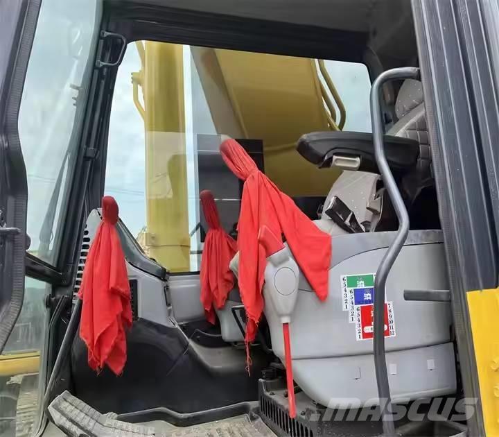 Komatsu PC400-8 Crawler Excavators