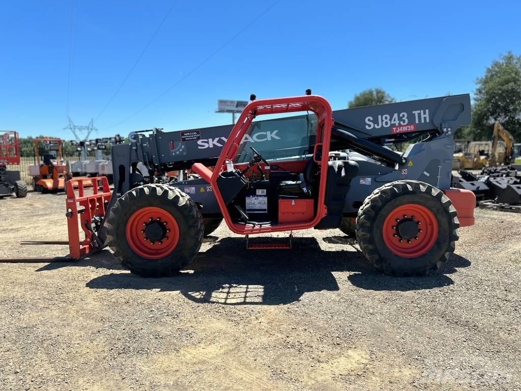 SkyJack SJ 843 Telescopic Handlers