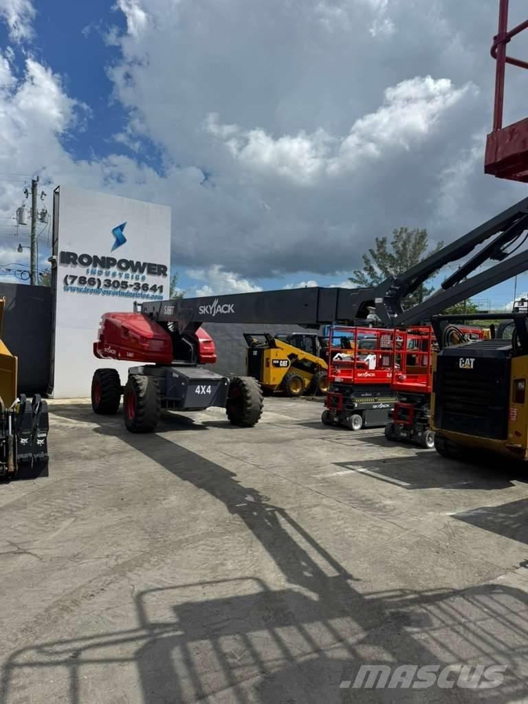 SkyJack SJ 66 T Articulated boom lifts