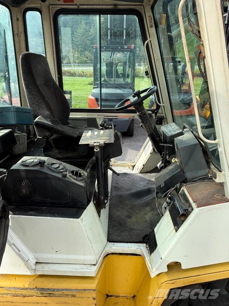 TCM FD40Z7 Diesel Forklifts