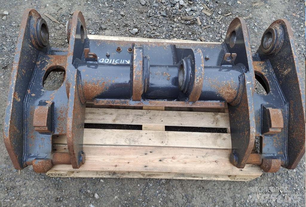 Develon Hitch Mini Excavators <7t (Mini Diggers)