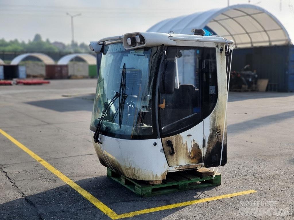 Liebherr L 550 CAB Forestry Cabin
