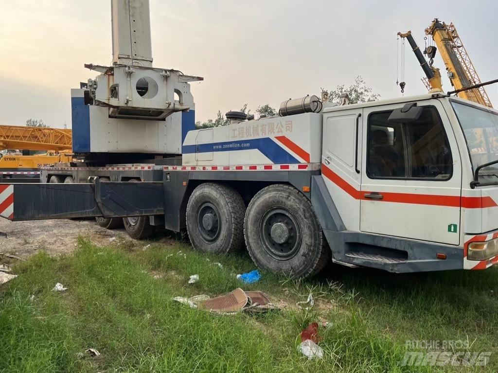 Zoomlion QY220V Mobile and all terrain cranes
