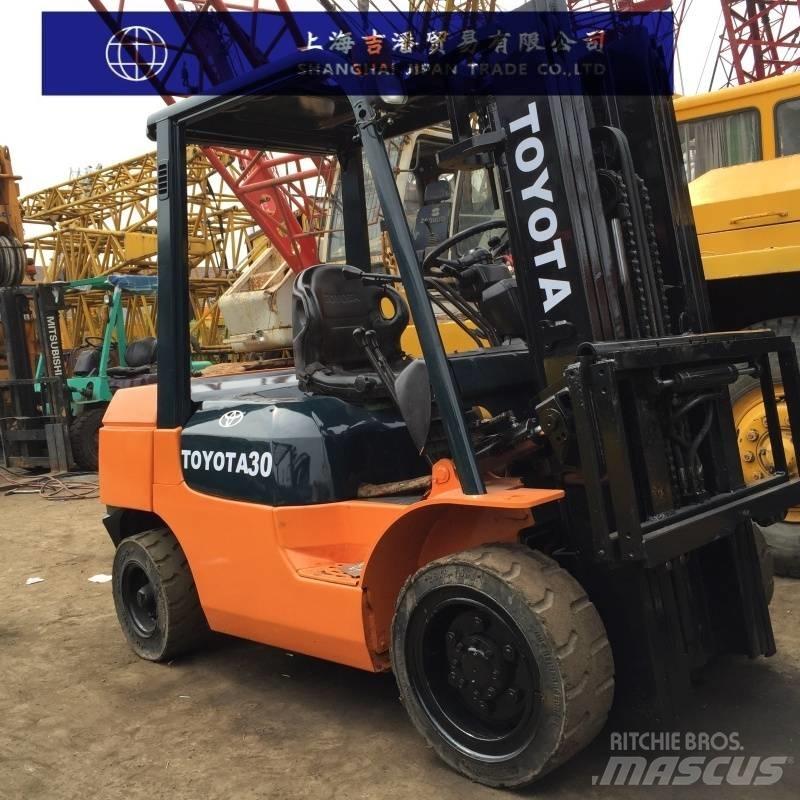 TCM FD 30 Diesel Forklifts