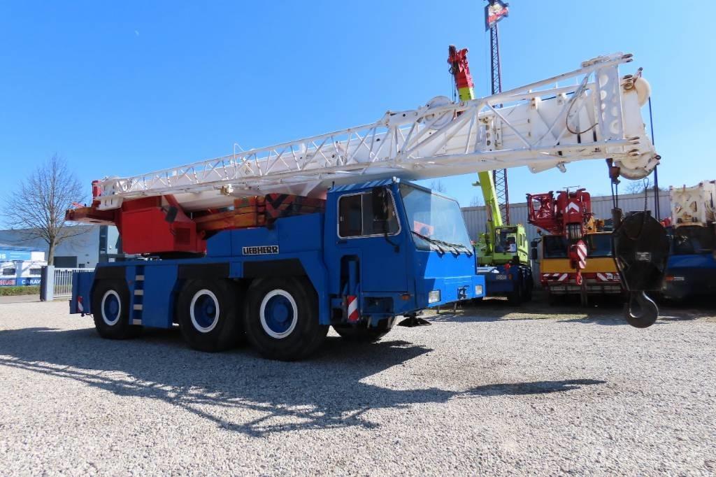 Liebherr LTM 1050-1 Mobile and all terrain cranes