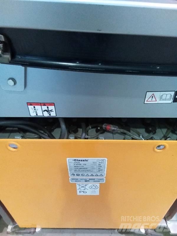 Still RX 60-50 Electric Forklifts