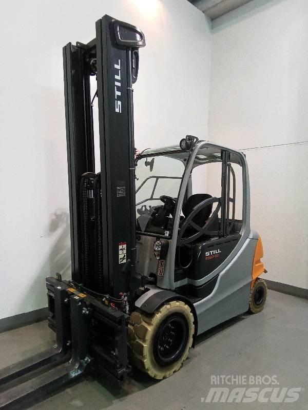 Still RX 60-50 Electric Forklifts